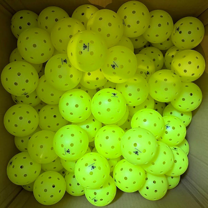 Picklelice Elite 40 Outdoor Pickleball (200pk)