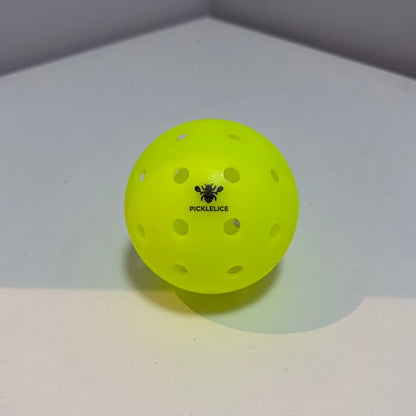 Picklelice Elite 40 Outdoor Pickleball (200pk)